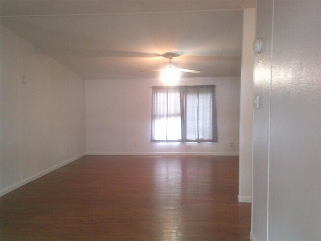 Building Photo - 22433A Yancy Rd