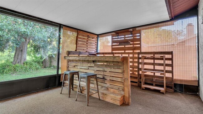 Building Photo - 6725 Islander Ln