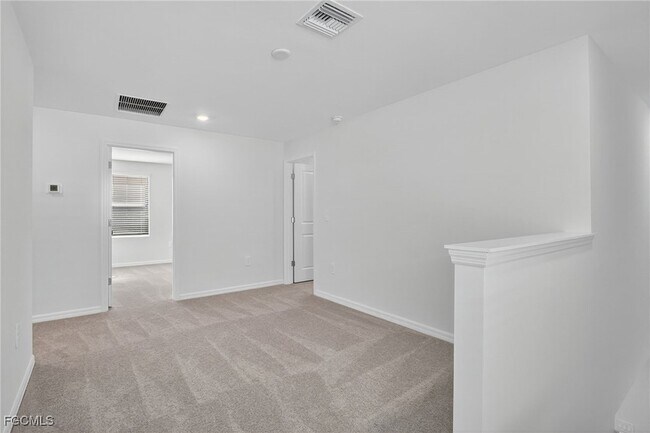 Building Photo - 19525 Fairhill Ct