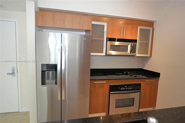 Building Photo - 335 S Biscayne Blvd