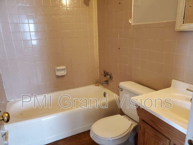 Building Photo - 45 Whippoorwill Dr