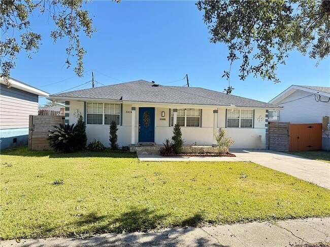 Building Photo - 3324 Davidson Pl