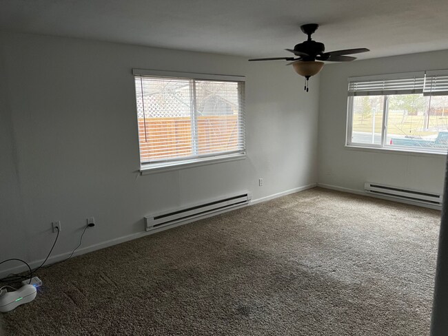 Building Photo - 2931 Virginia Dale Dr