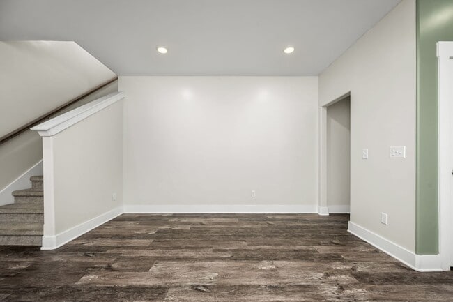 Building Photo - 2160 Welltown Ln