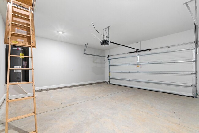 Building Photo - 13407 Shoshoney Cir