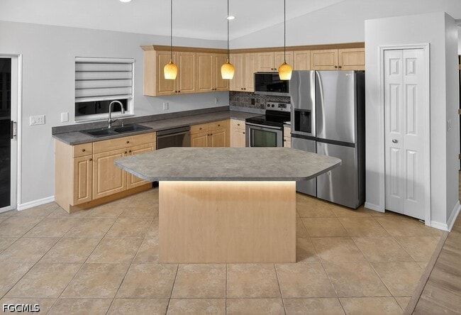 Building Photo - 11580 Forest Mere Dr