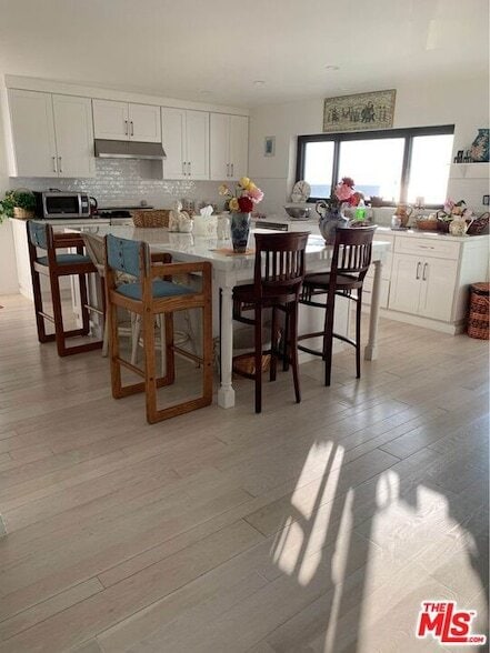 Building Photo - 201 Redlands St