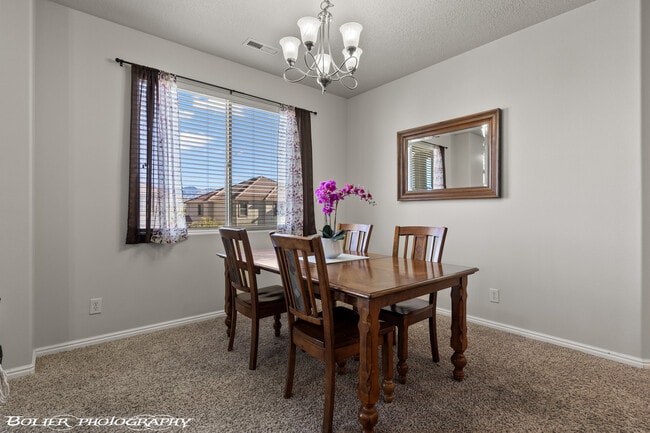 Building Photo - 95 Shade Tree Ln