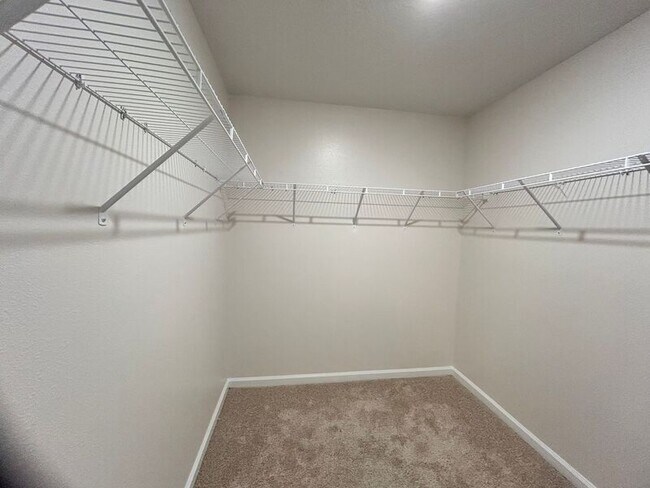 Building Photo - 5386 Peach Dr