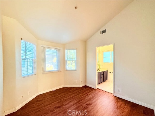 Building Photo - 319 W Duarte Rd