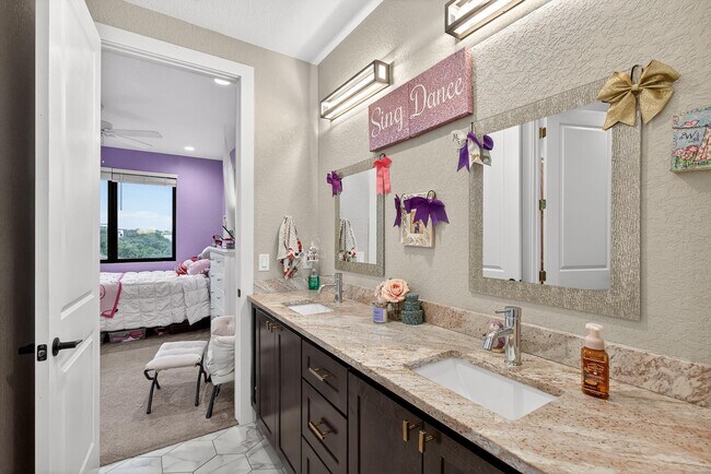 Building Photo - 209 Dalton Cir