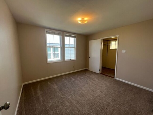 Building Photo - ~*~2BD/1BA Downtown Sunnyvale Charming Hom...