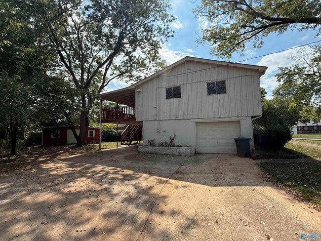 Building Photo - 3319 Wilks Pl SW