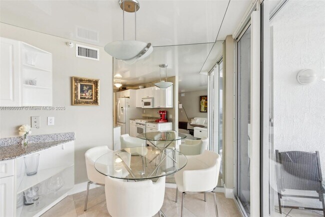 Building Photo - 16711 Collins Ave