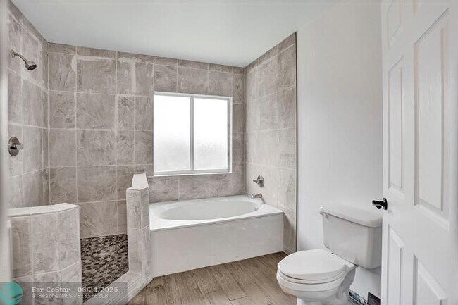 Building Photo - 14221 SW 160th Terrace