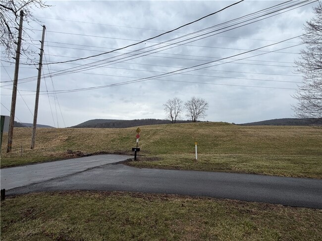 Building Photo - 24 Maynard Ave