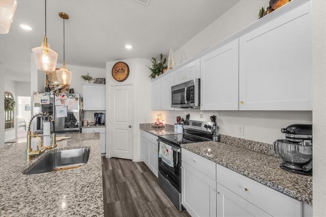 Building Photo - 4916 Knob Dr