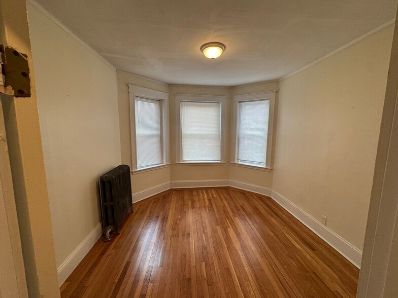 Building Photo - 1731 Commonwealth Ave