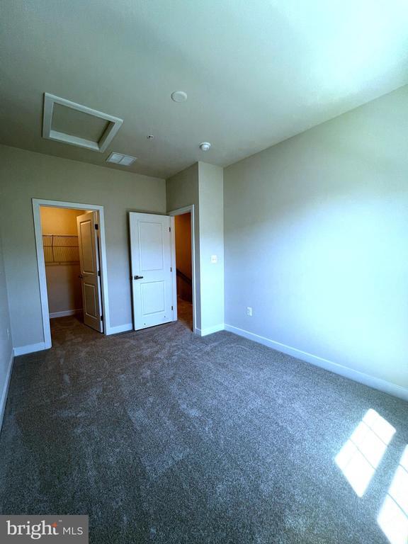 Building Photo - 10913 Blanton Wy