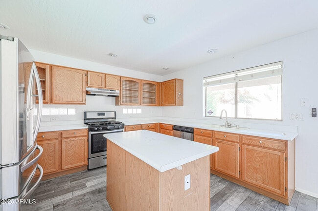 Building Photo - 4432 E Anderson Dr