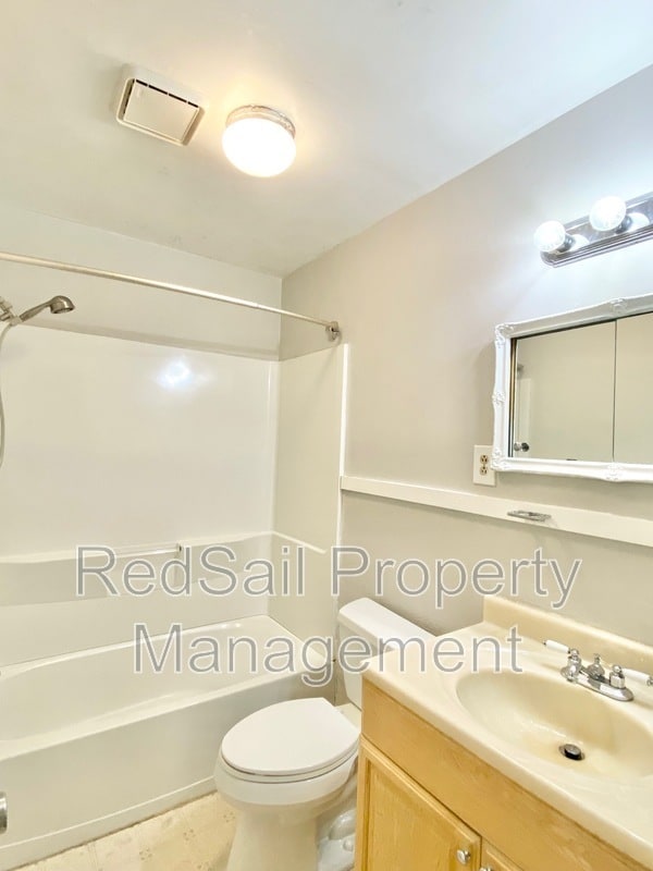 Building Photo - 3809 Ludgate Dr