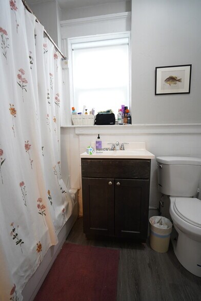 Building Photo - 15 Quint Ave