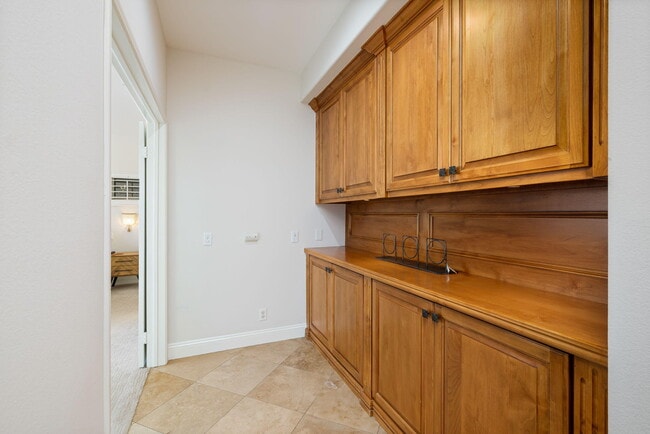 Building Photo - 45168 Coeur Dalene Dr