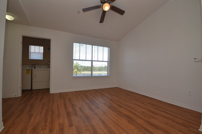 Building Photo - 1/1 Condo in Villas Del Sol ~ Gated Comm w...