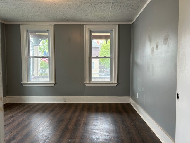 Building Photo - 114 S Melcher St