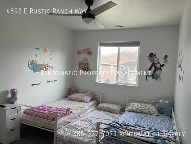 Building Photo - 4592 Rustic Ranch Way
