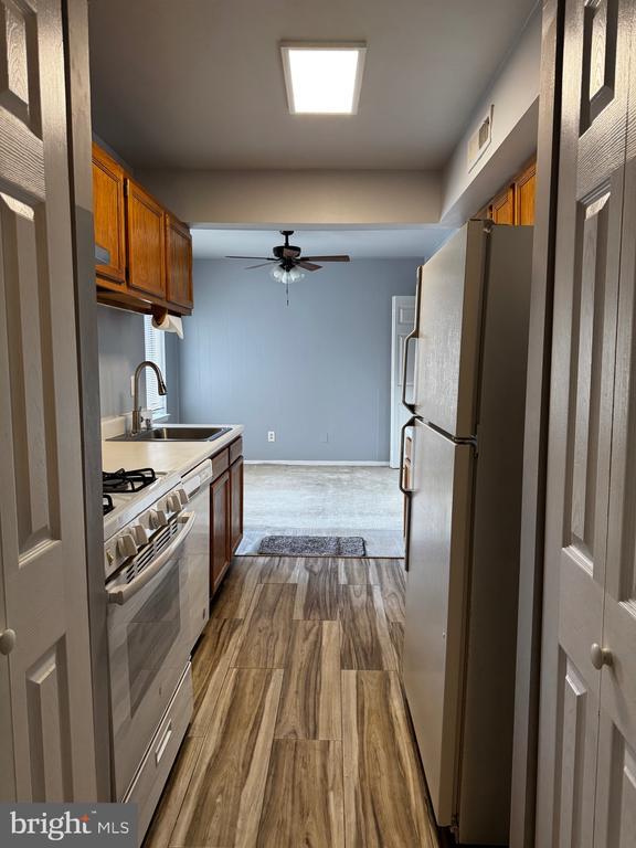 Building Photo - 11238 Cherry Hill Rd