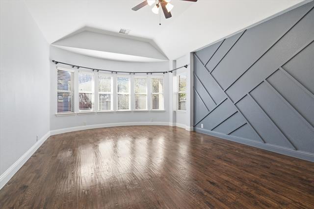 Building Photo - 2324 Lynbridge Cir