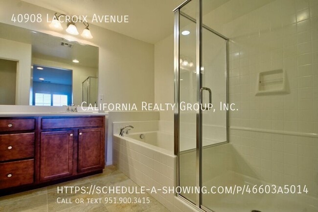 Building Photo - 40908 Lacroix Avenue'