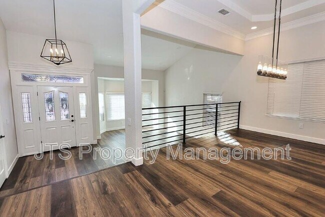 Building Photo - 2696 Prestwick Dr