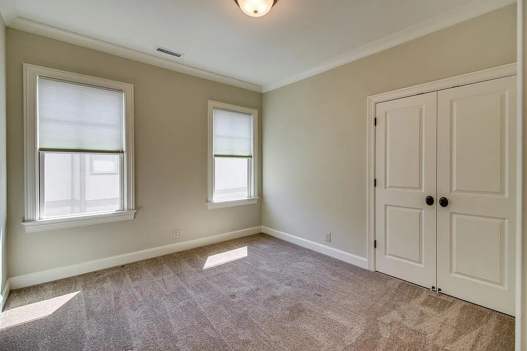 Middle Bedroom - 823 Knox Ave