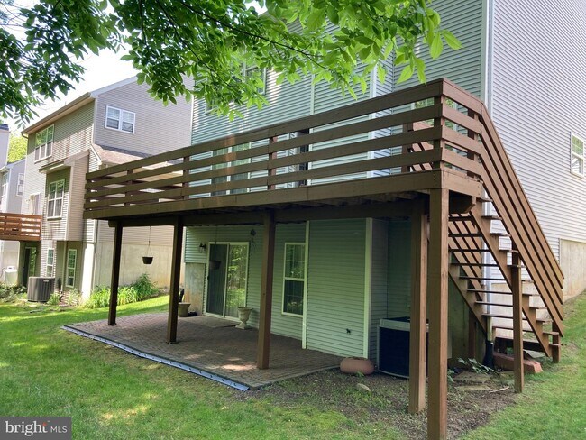 Building Photo - 126 Marsh Creek Dr