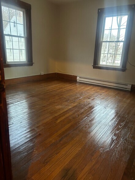 Building Photo - 259 High St