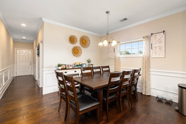 Building Photo - 575 Curlew Cir