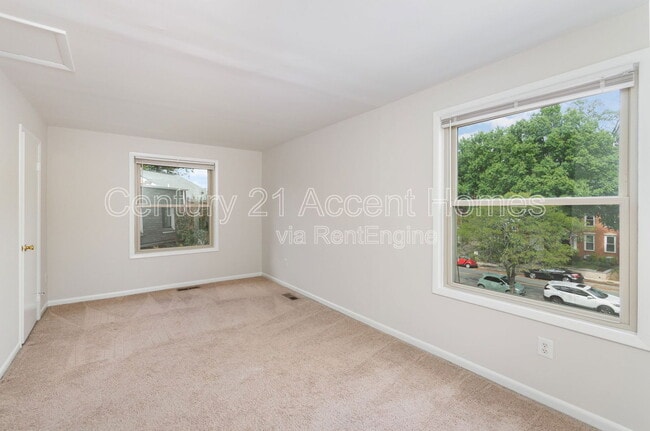 Building Photo - 1746 Dogwood Dr