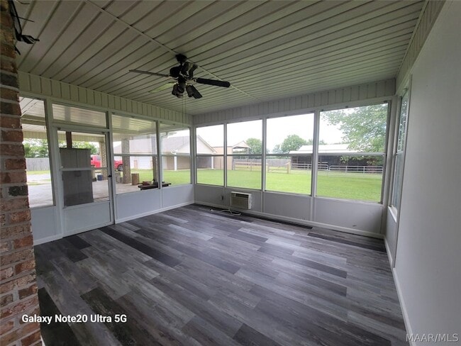 Building Photo - 77 Groves Ln