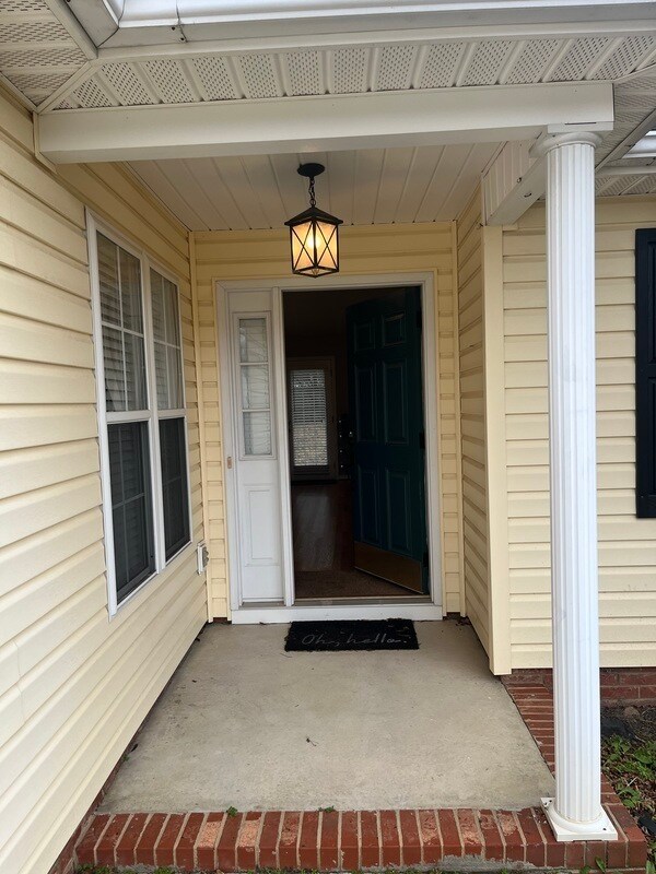 Building Photo - 2024 Capstone Ct