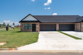 Building Photo - 8821 Cantera Dr