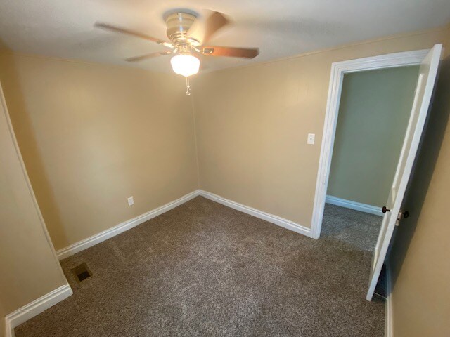 Building Photo - 348 Maple Ave
