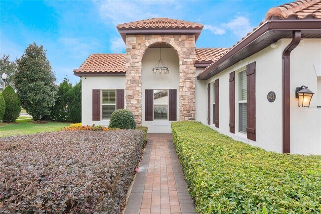 Building Photo - 6020 Marleon Dr
