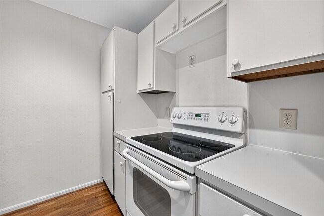 Building Photo - 2829 Timmons Ln