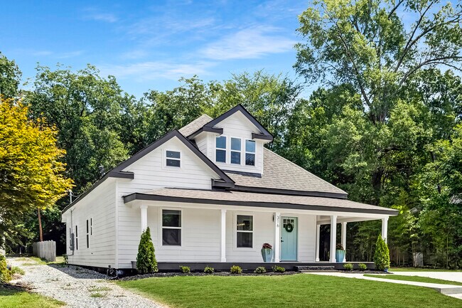 Building Photo - 316 W 14th St