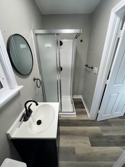 Building Photo - 10 Prospect St