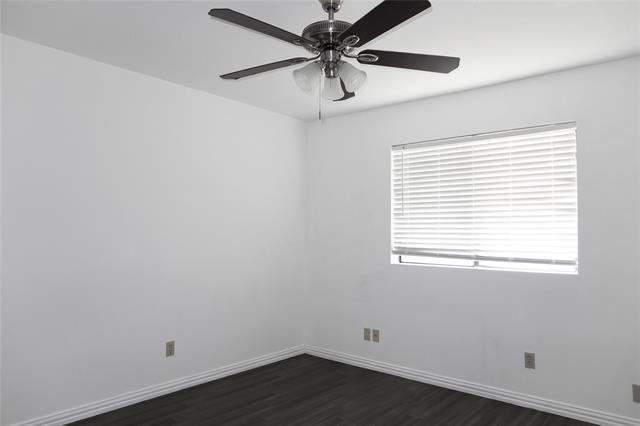 Building Photo - 702 Mt Vernon Dr
