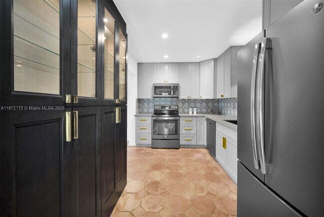 Building Photo - 121 NW 55th St