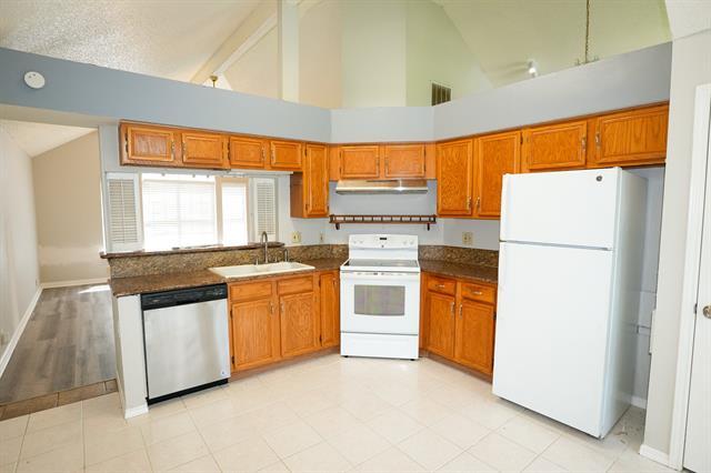 Building Photo - 8809 Pheasant Run Dr